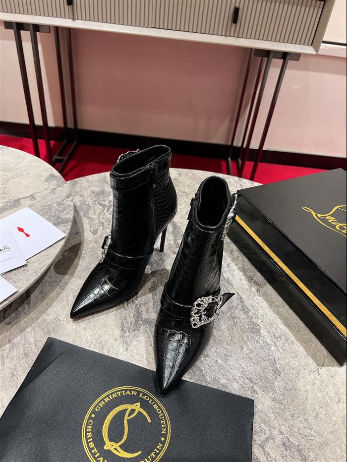 20251128173147714 390